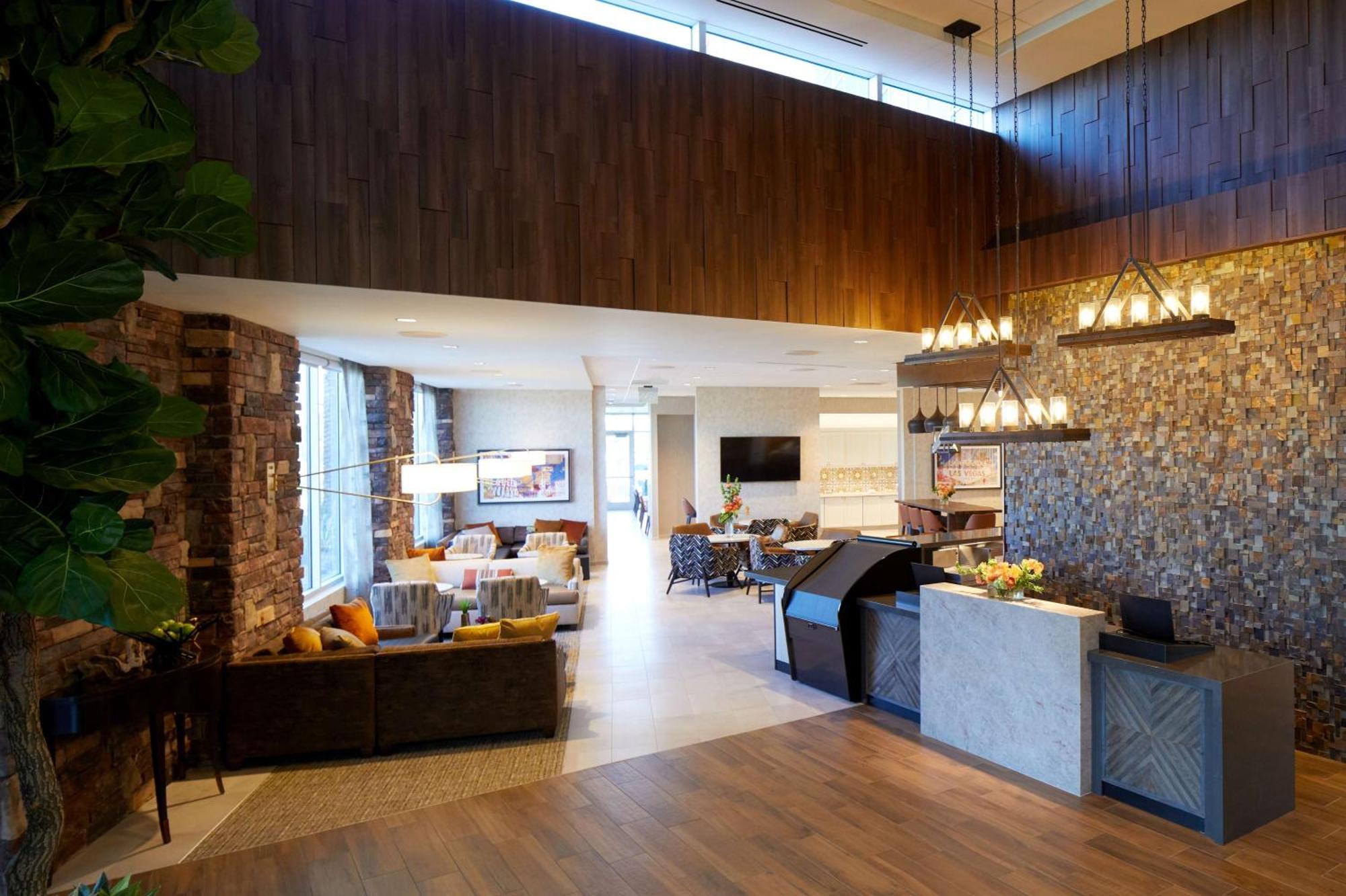 Hyatt Place Las Vegas At Silverton Village מראה חיצוני תמונה